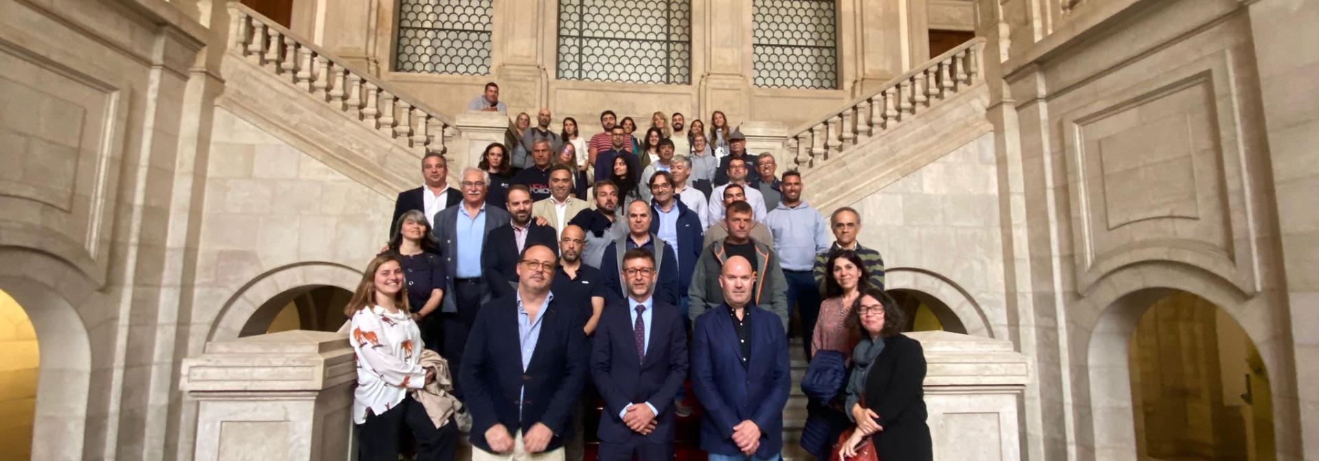 Generic representation of Criação e financiamento do Comité de Cogestão da Pesca do Polvo do Algarve debatido e aprovado na Assembleia da República
