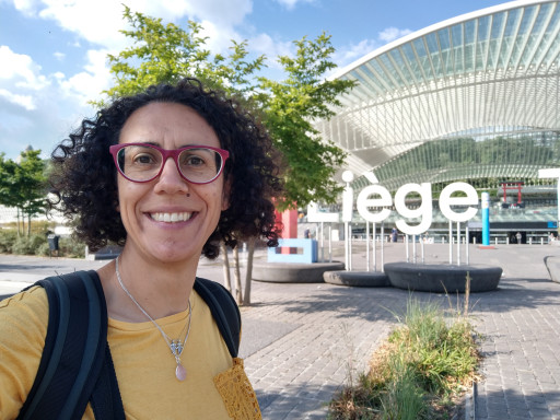 Generic representation of Lélia presented CoralOx results at the 3rd GO2NE Oxygen Conference at Liège University