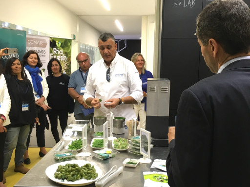 Chef Leonel Pereira apresenta produtos desenvolvidos em parceria com o CCMAR