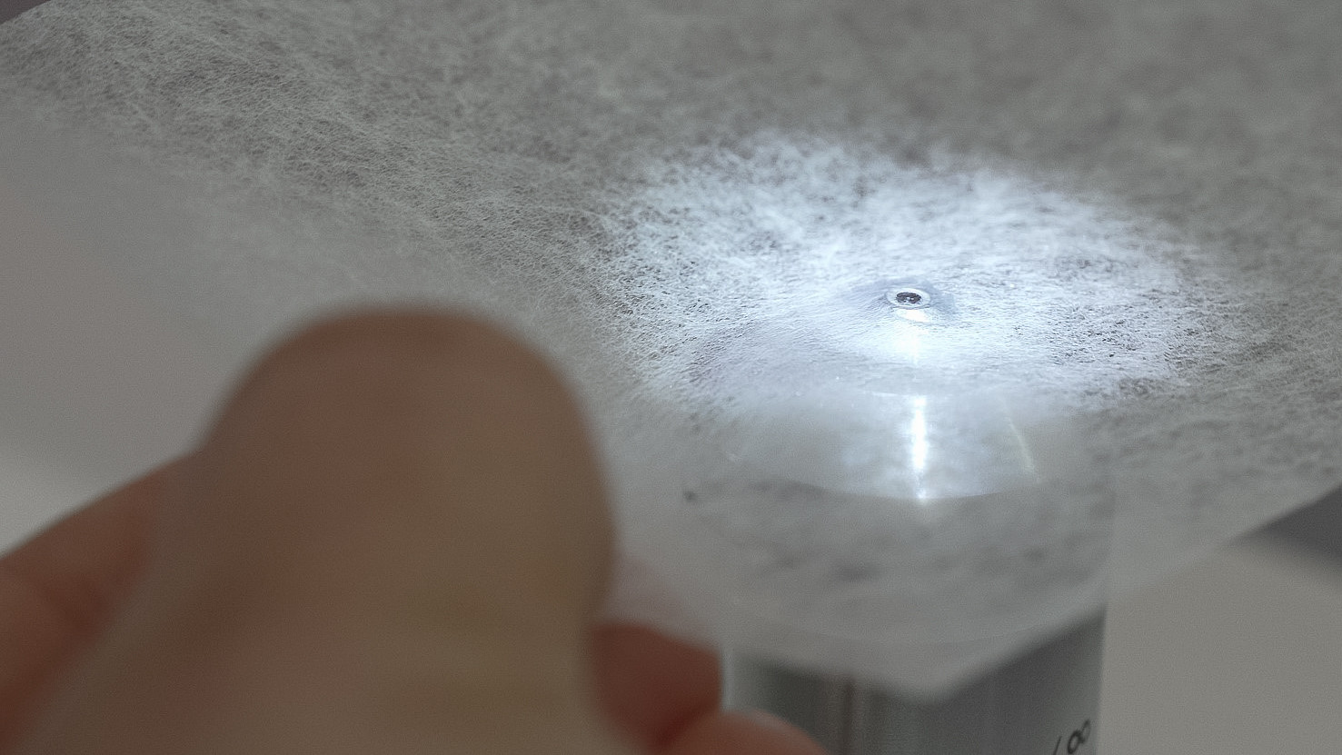 Microscope lens cleaning detail